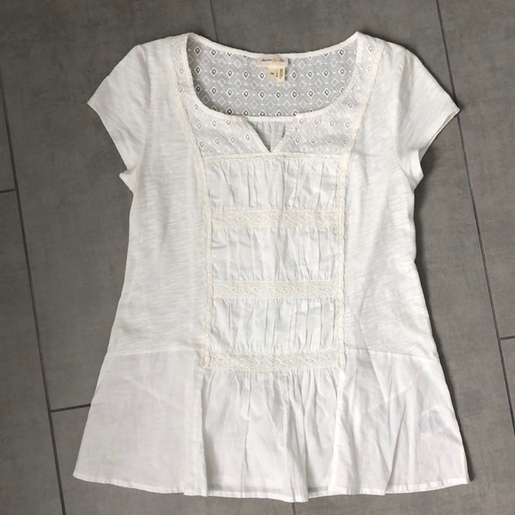 Anthropologie Tops - Anthropologie Meadow Rue White Top Blouse Tee